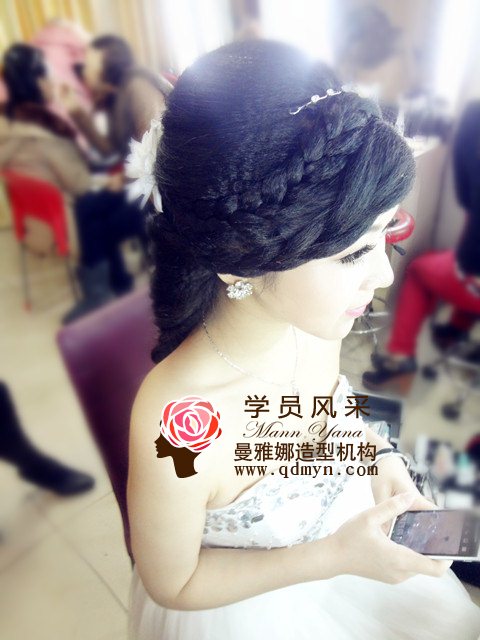 �ൺ��ױ��ѵ-������ѧԱ��Ʒ