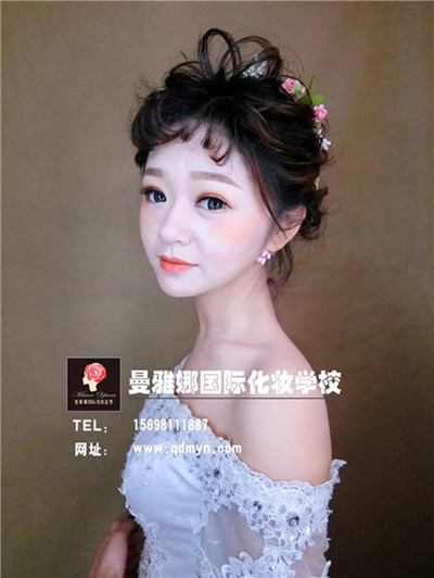 �����������ױ����